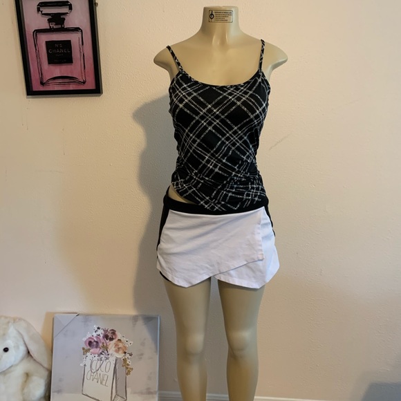 Jessica Simpson Shorts - Picture 6 of 6